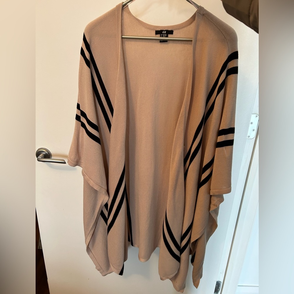 H&M Poncho, one size, lightweight